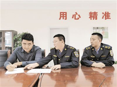 送法進企業(yè) 服務農民工