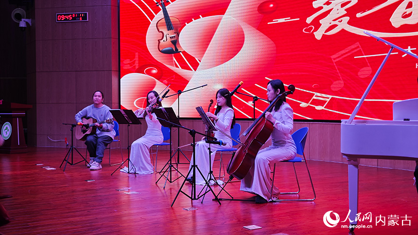 胎教音樂(lè)會(huì)現(xiàn)場(chǎng)。人民網(wǎng)記者 張雪冬攝